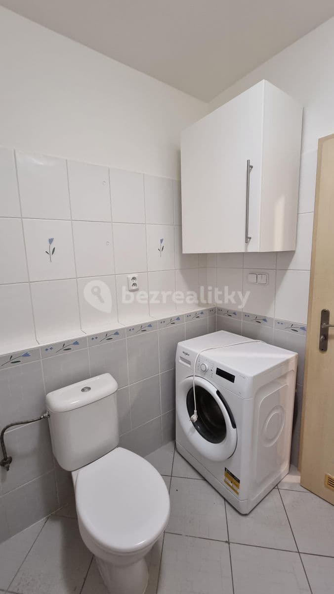 Pronájem bytu 1+kk 35 m², Bratislavská, Praha, Praha Pronájem bytu 1+kk 35 m², Bratislavská, Praha, Praha