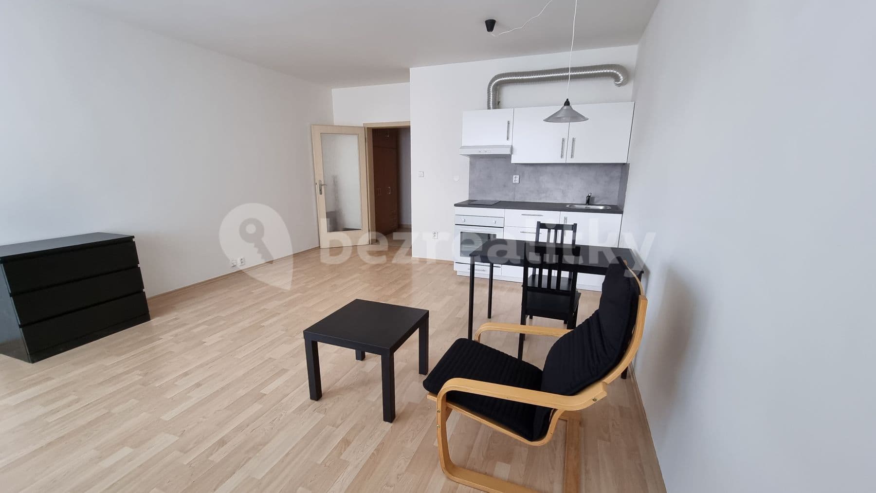 Pronájem bytu 1+kk 35 m², Bratislavská, Praha, Praha Pronájem bytu 1+kk 35 m², Bratislavská, Praha, Praha