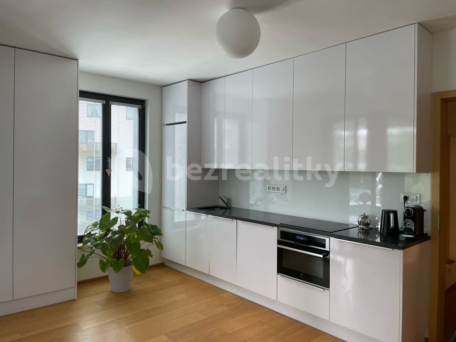Pronájem bytu 2+kk 57 m², Kačirkova, Praha, Praha Pronájem bytu 2+kk 57 m², Kačirkova, Praha, Praha