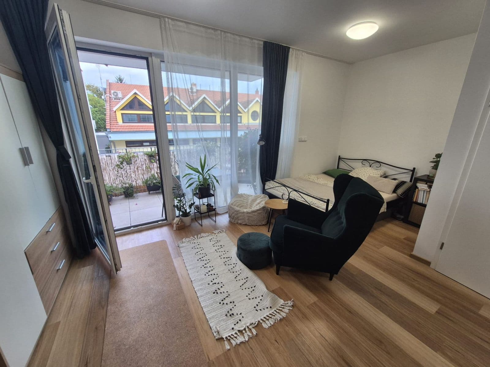 Pronájem bytu 1+kk 40 m², Horova, Brno, Jihomoravský kraj Pronájem bytu 1+kk 40 m², Horova, Brno, Jihomoravský kraj
