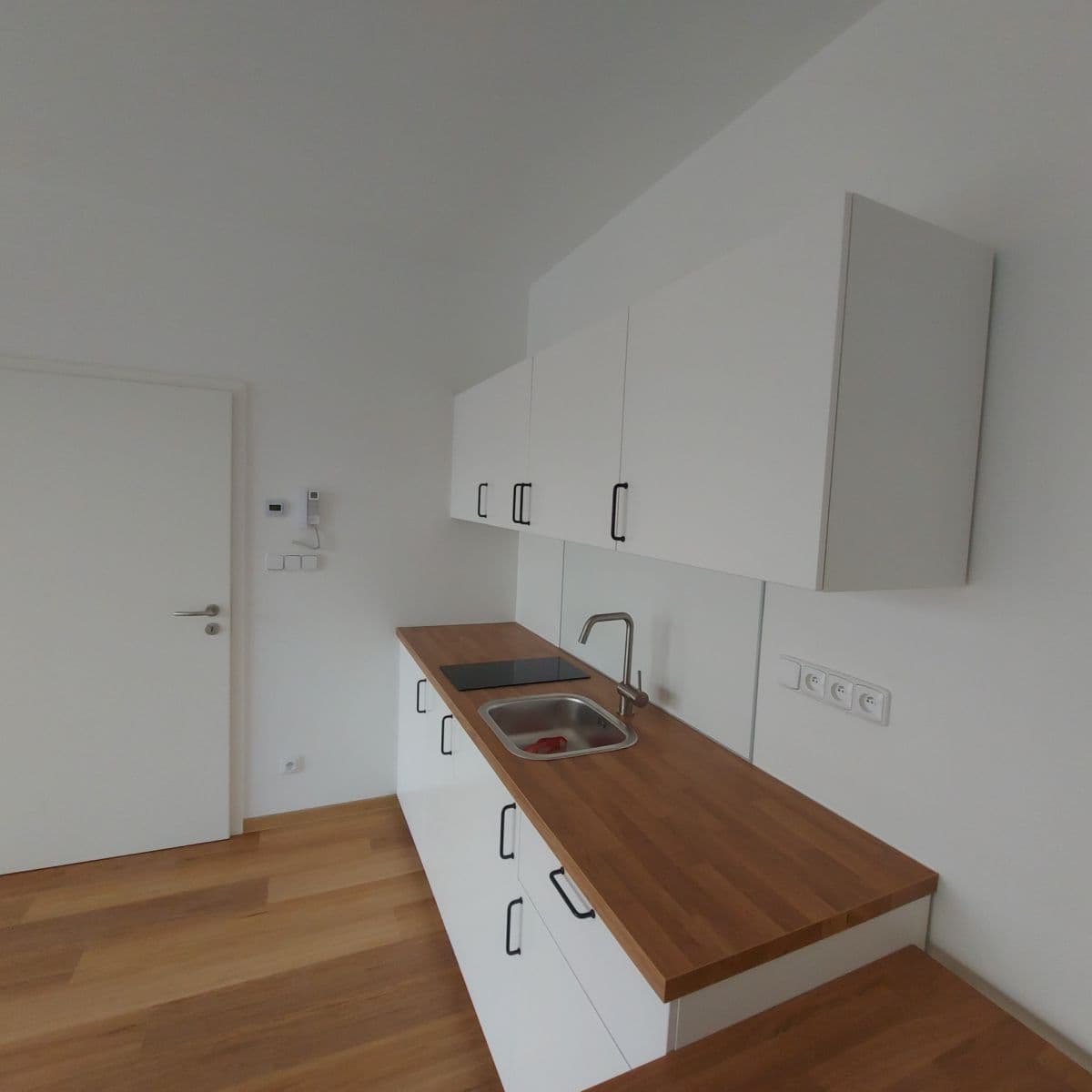 Pronájem bytu 1+kk 40 m², Horova, Brno, Jihomoravský kraj Pronájem bytu 1+kk 40 m², Horova, Brno, Jihomoravský kraj