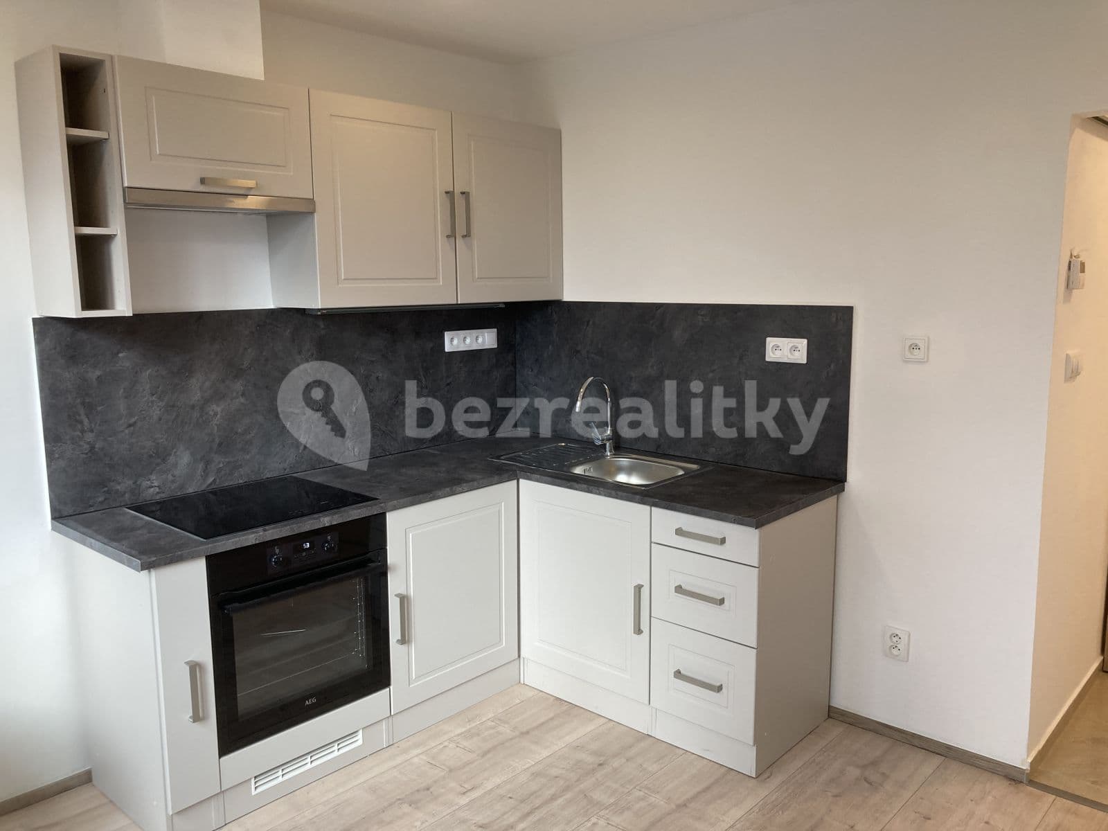 Pronájem bytu 1+1 34 m², Vysoká, Středočeský kraj Pronájem bytu 1+1 34 m², Vysoká, Středočeský kraj
