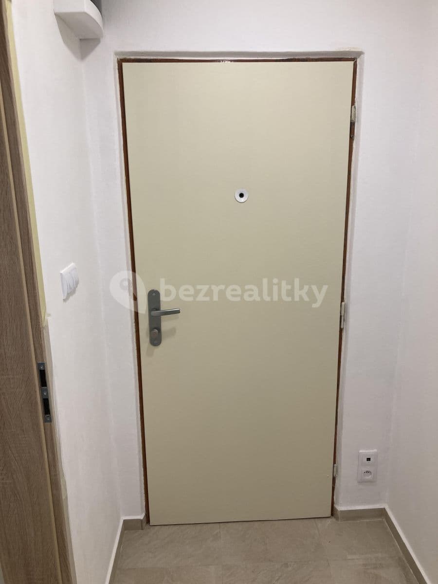 Pronájem bytu 1+1 34 m², Vysoká, Středočeský kraj Pronájem bytu 1+1 34 m², Vysoká, Středočeský kraj