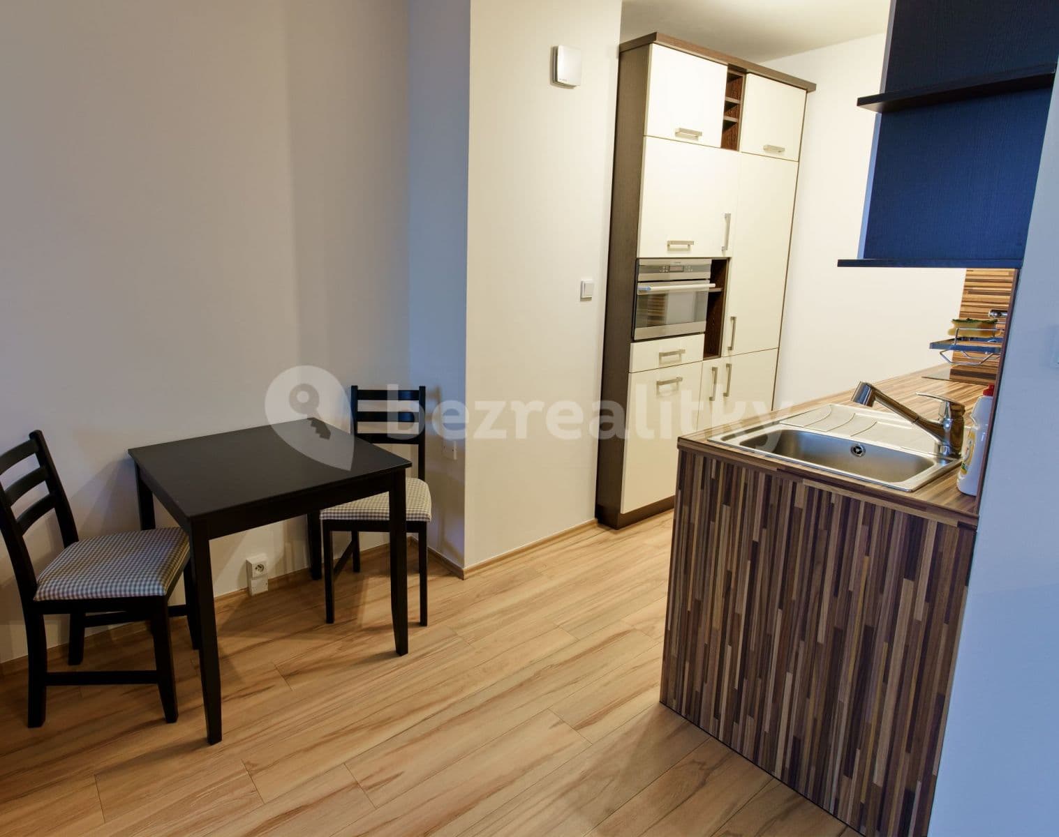Pronájem bytu 2+kk 45 m², Křejpského, Praha, Praha Pronájem bytu 2+kk 45 m², Křejpského, Praha, Praha