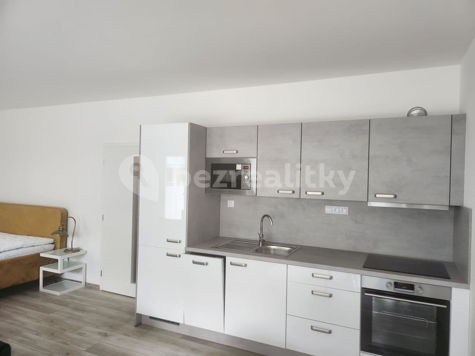 Pronájem bytu 1+kk 50 m², České Budějovice, Jihočeský kraj Pronájem bytu 1+kk 50 m², České Budějovice, Jihočeský kraj