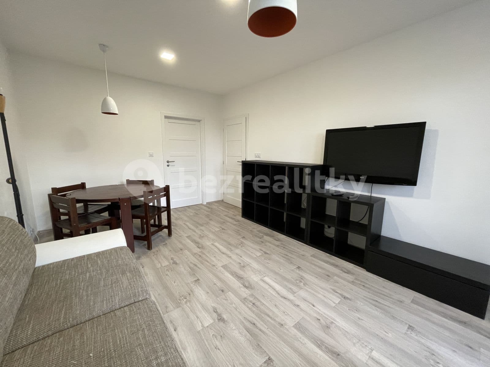 Pronájem bytu 2+1 54 m², Krásného, Praha, Praha Pronájem bytu 2+1 54 m², Krásného, Praha, Praha