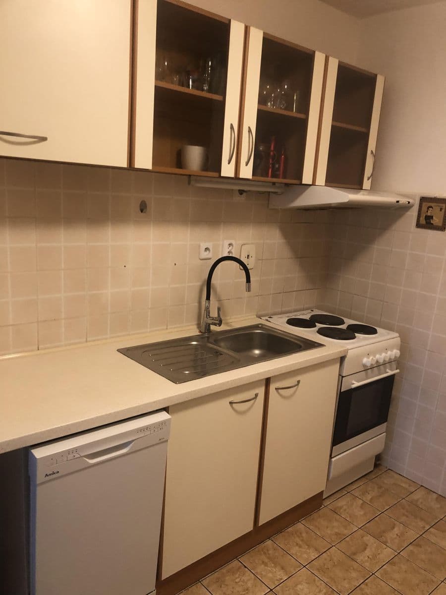 Pronájem bytu 2+kk 50 m², Vodnická, Praha, Praha Pronájem bytu 2+kk 50 m², Vodnická, Praha, Praha