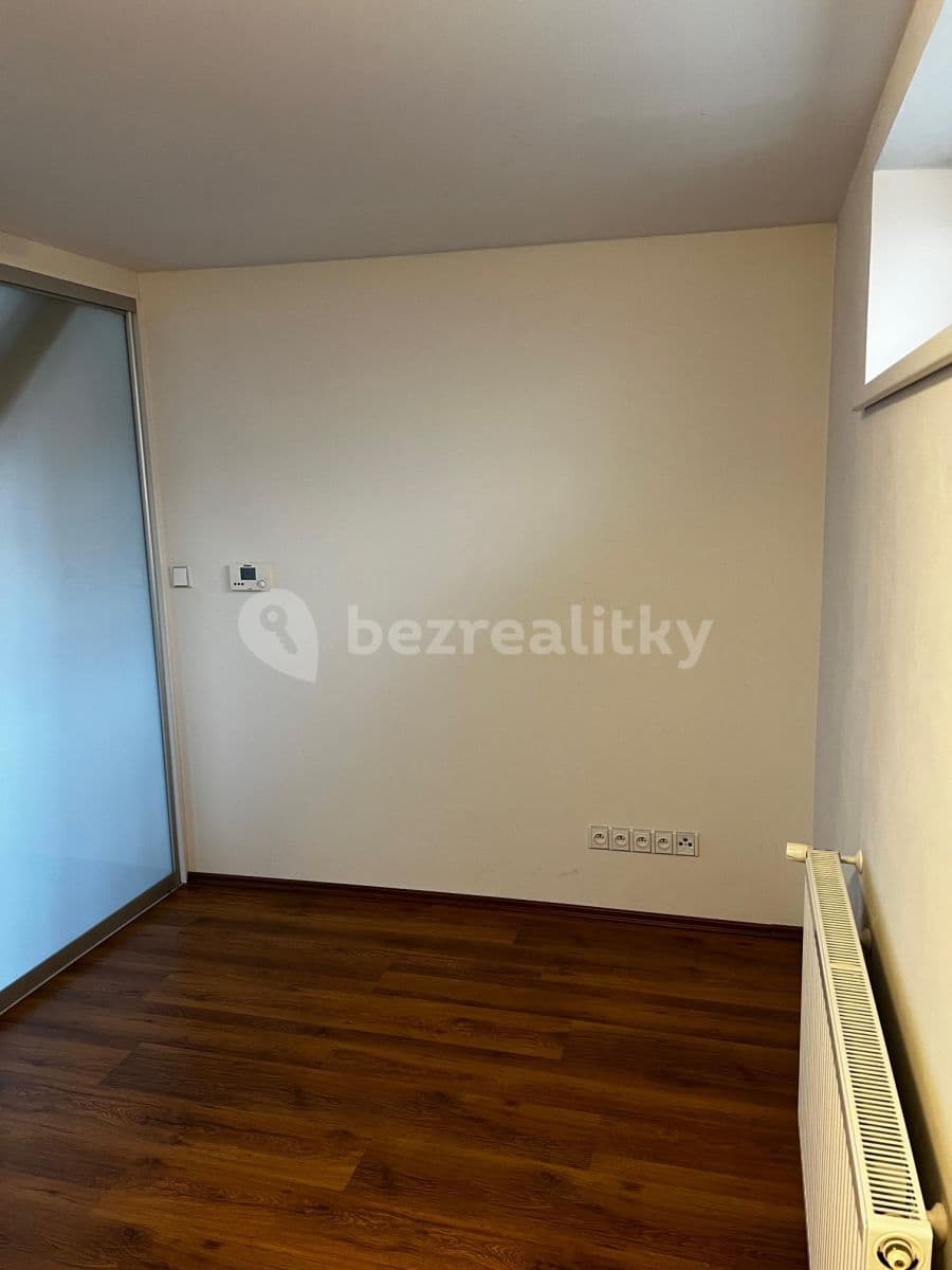 Pronájem bytu 3+kk 80 m², Kovářská, Praha, Praha Pronájem bytu 3+kk 80 m², Kovářská, Praha, Praha