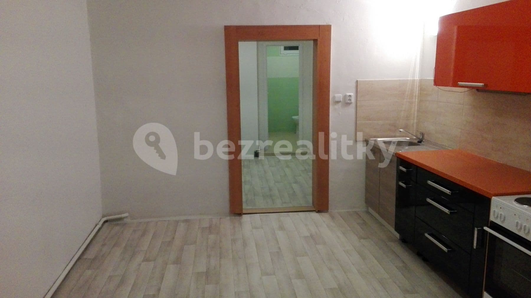 Pronájem bytu 2+kk 38 m², Táborská, Brno, Jihomoravský kraj Pronájem bytu 2+kk 38 m², Táborská, Brno, Jihomoravský kraj