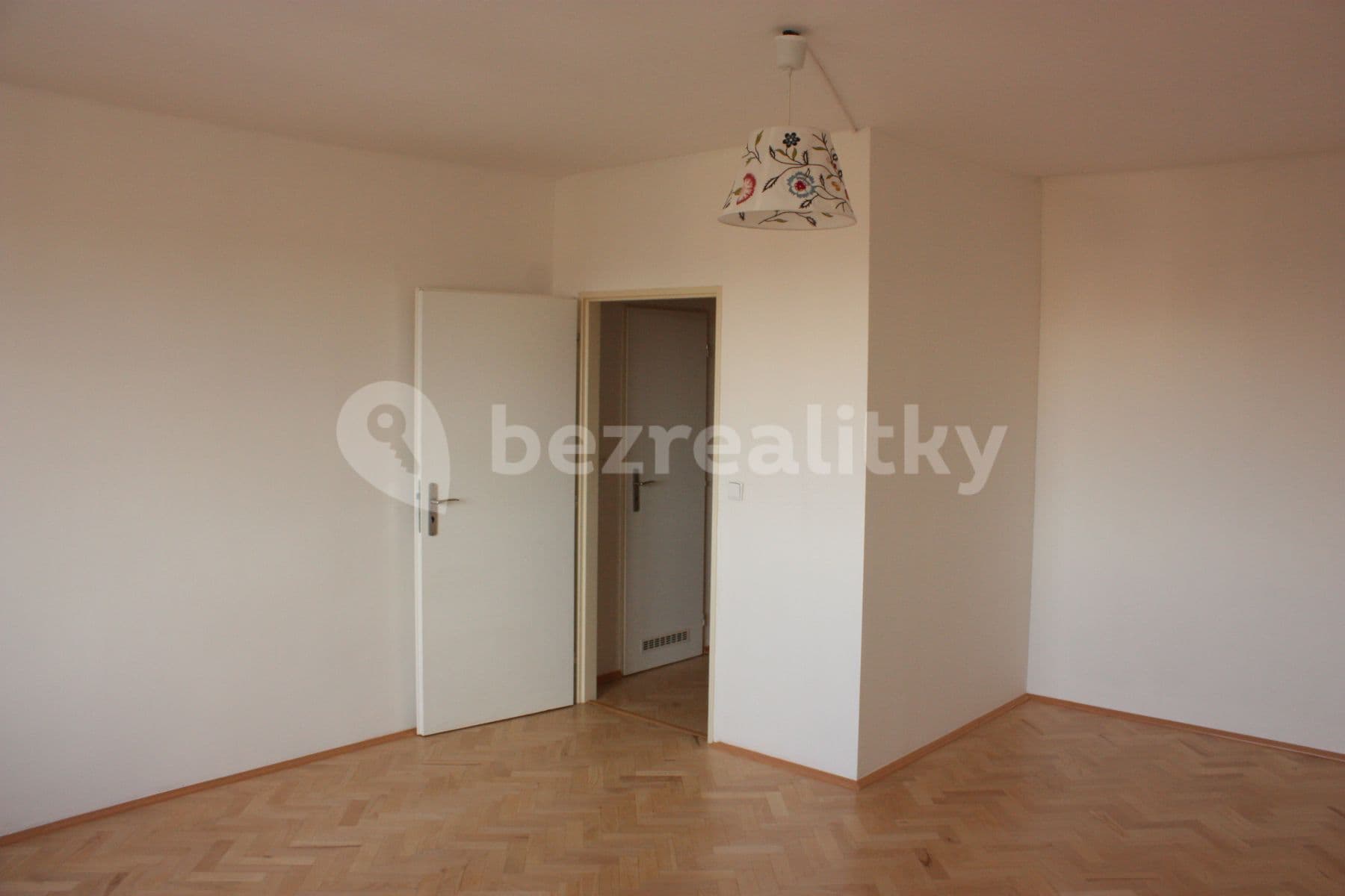 Pronájem bytu 2+1 66 m², U Lesíka, Praha, Praha Pronájem bytu 2+1 66 m², U Lesíka, Praha, Praha