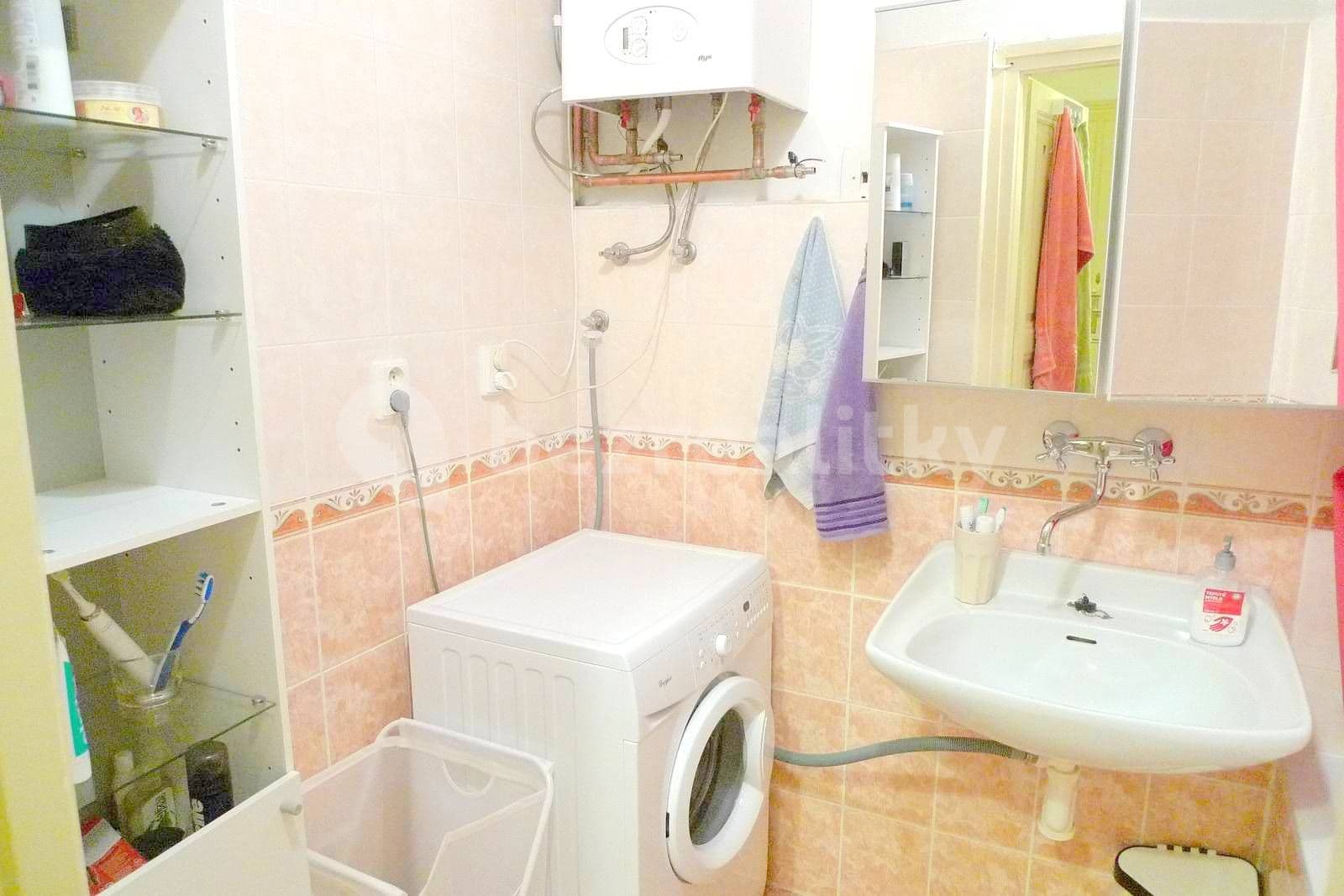 Pronájem bytu 3+1 21 m², Sochařská, Praha, Praha Pronájem bytu 3+1 21 m², Sochařská, Praha, Praha