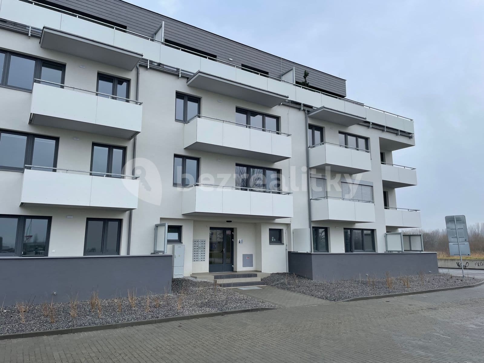 Pronájem bytu 2+kk 47 m², Zelnice IV., Slavkov u Brna, Jihomoravský kraj Pronájem bytu 2+kk 47 m², Zelnice IV., Slavkov u Brna, Jihomoravský kraj