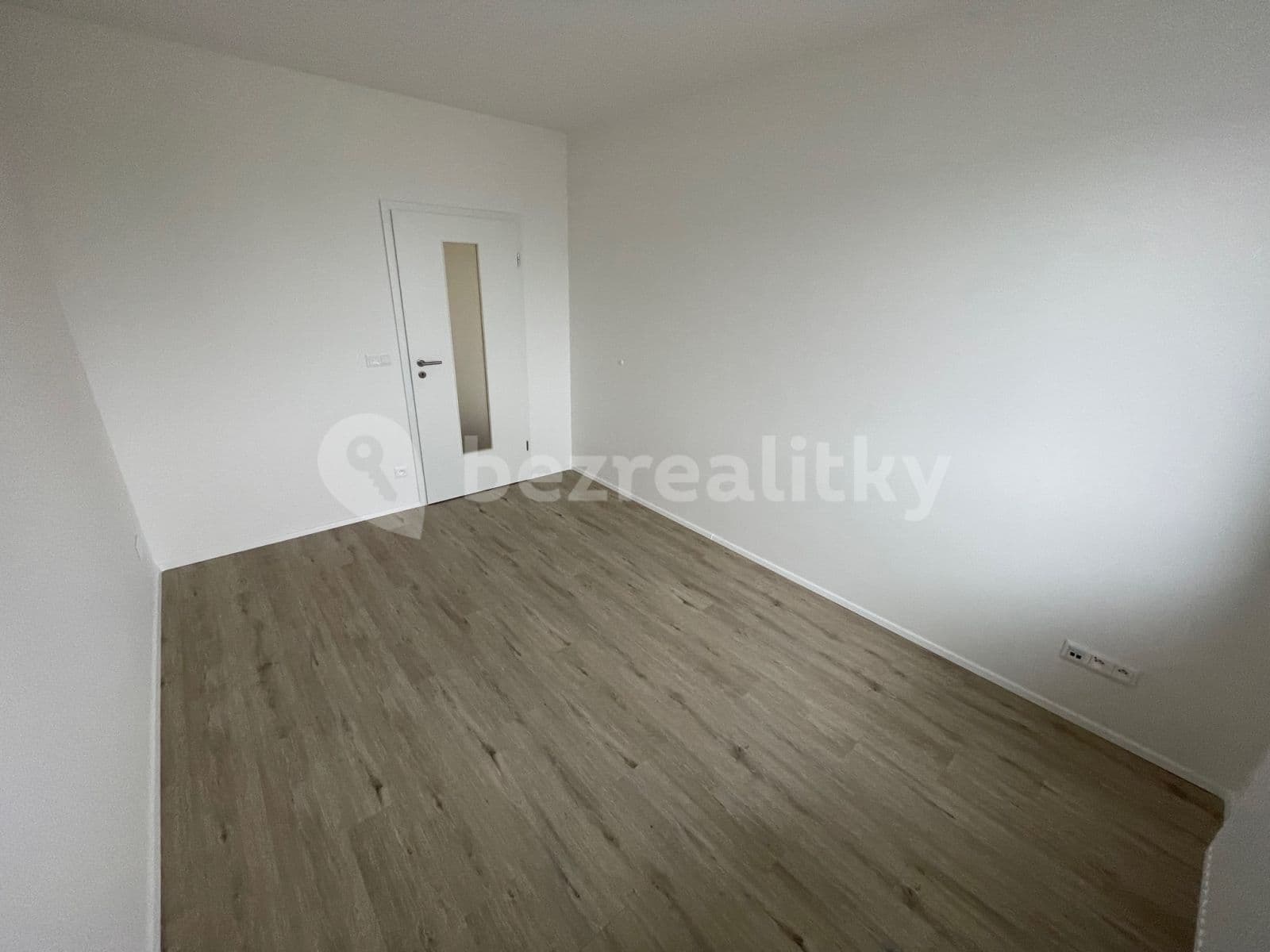 Pronájem bytu 2+kk 47 m², Zelnice IV., Slavkov u Brna, Jihomoravský kraj Pronájem bytu 2+kk 47 m², Zelnice IV., Slavkov u Brna, Jihomoravský kraj
