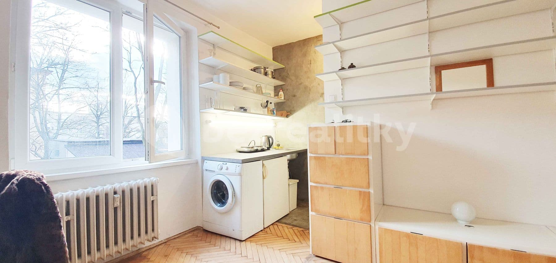 Pronájem bytu Garsoniéra 20 m², Pod Lipami, Praha, Praha Pronájem bytu Garsoniéra 20 m², Pod Lipami, Praha, Praha