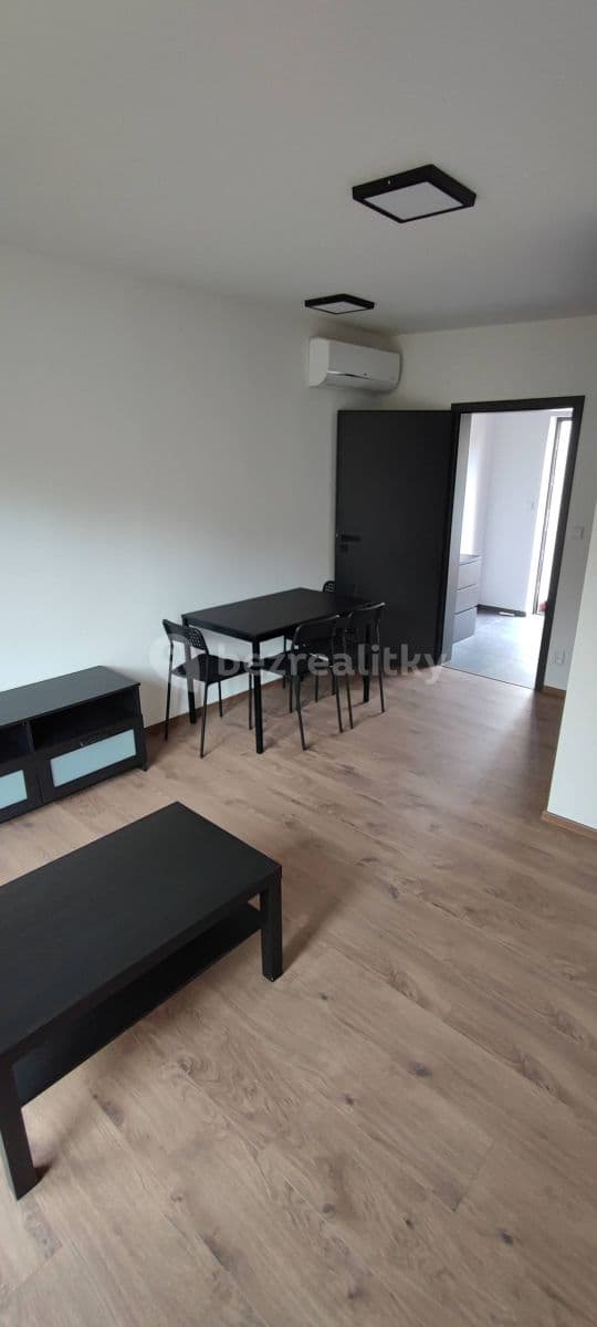Pronájem bytu 1+kk 23 m², Na Rokytce, Říčany, Středočeský kraj Pronájem bytu 1+kk 23 m², Na Rokytce, Říčany, Středočeský kraj