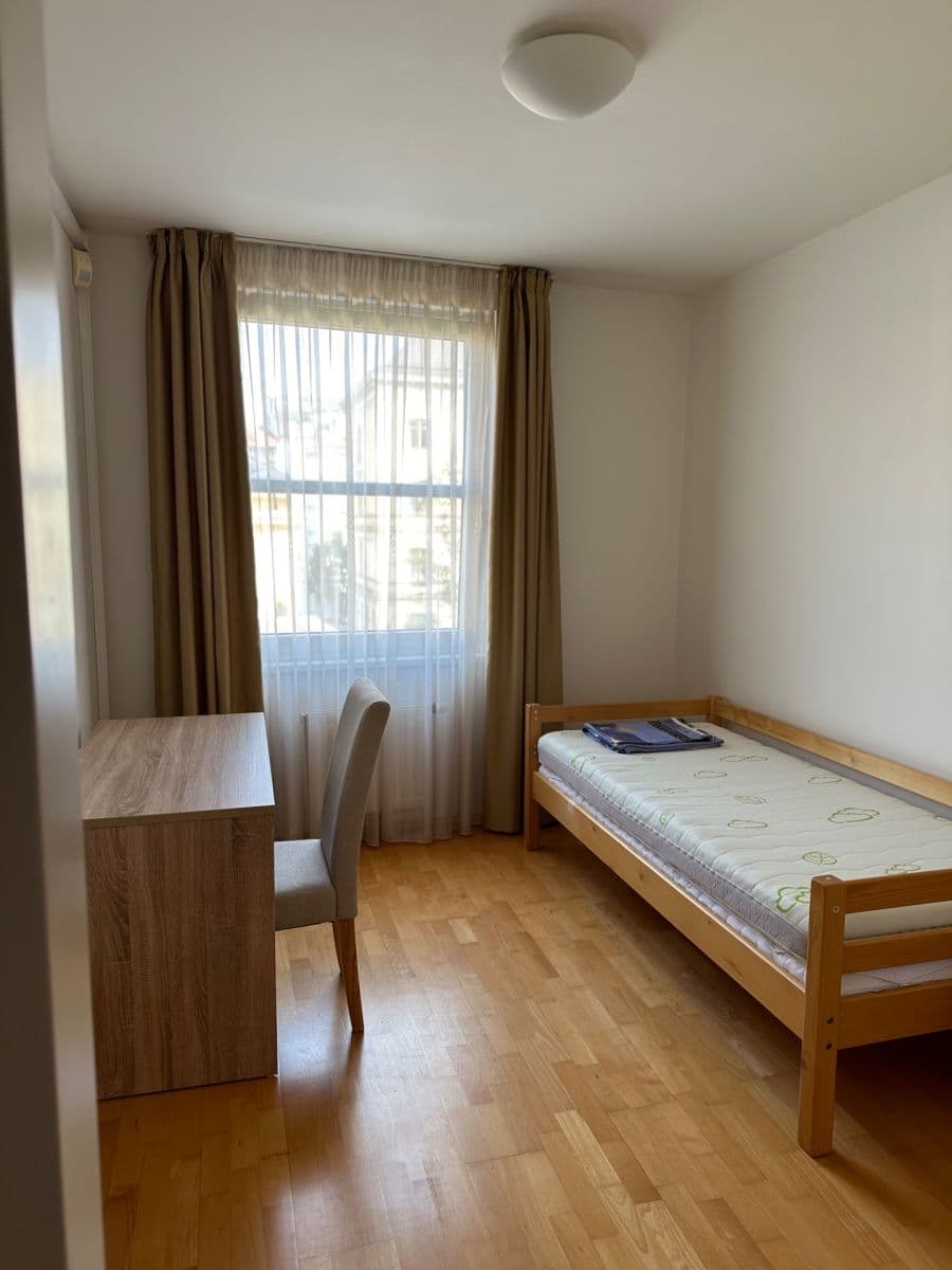 Pronájem bytu 3+kk 96 m², U Zvonařky, Praha, Praha Pronájem bytu 3+kk 96 m², U Zvonařky, Praha, Praha