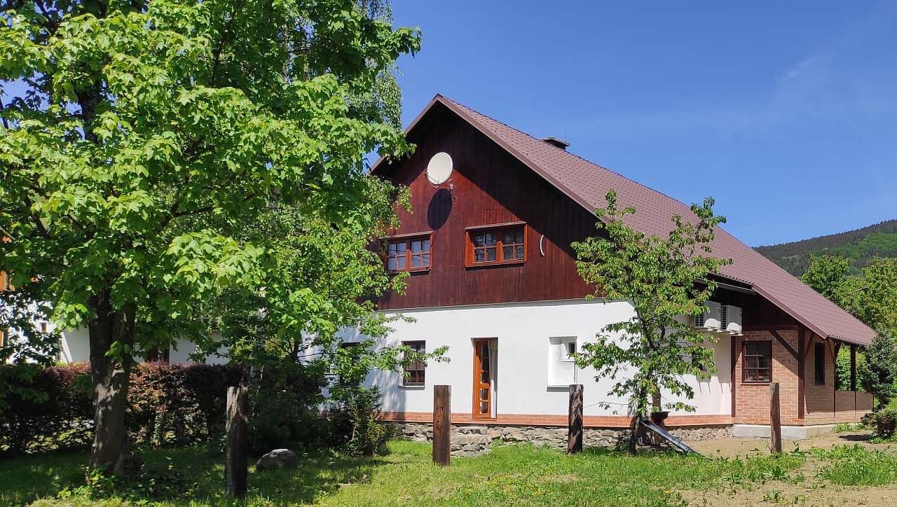 Pronájem chaty, chalupy, Staré Město, Olomoucký kraj Pronájem chaty, chalupy, Staré Město, Olomoucký kraj