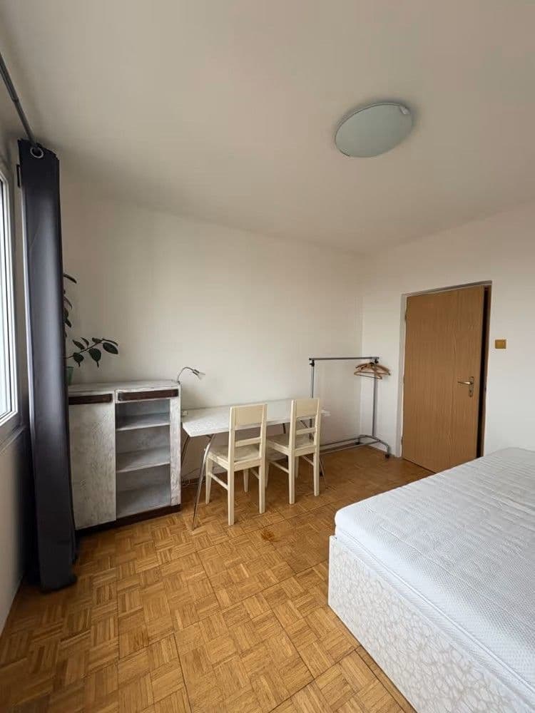 Prodej bytu 3+1 72 m², Přesličková, Praha, Praha Prodej bytu 3+1 72 m², Přesličková, Praha, Praha