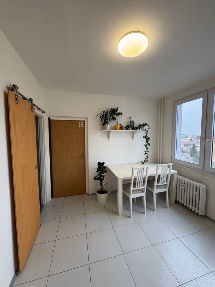 Prodej bytu 3+1 72 m², Přesličková, Praha, Praha Prodej bytu 3+1 72 m², Přesličková, Praha, Praha