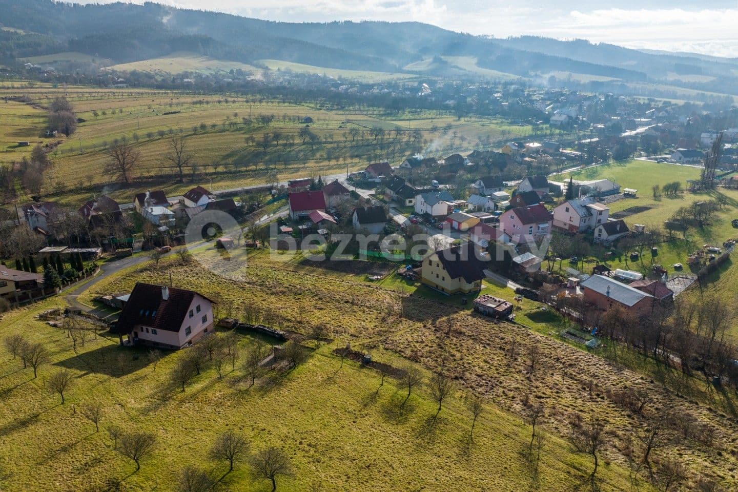 Prodej pozemku 1.461 m², Poteč, Zlínský kraj