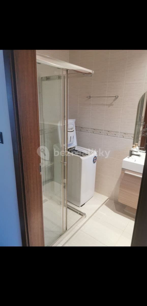 Pronájem bytu 1+kk 25 m², Severní, Zvole, Středočeský kraj Pronájem bytu 1+kk 25 m², Severní, Zvole, Středočeský kraj