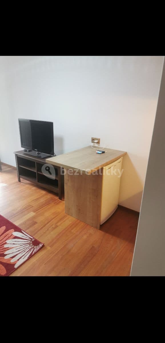 Pronájem bytu 1+kk 25 m², Severní, Zvole, Středočeský kraj Pronájem bytu 1+kk 25 m², Severní, Zvole, Středočeský kraj