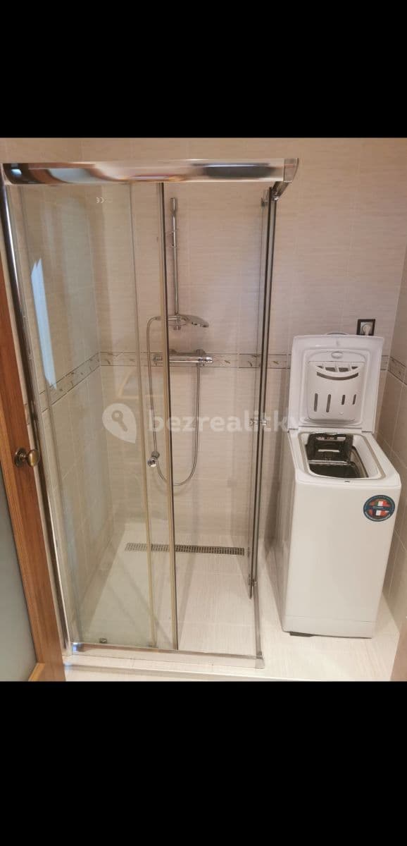 Pronájem bytu 1+kk 25 m², Severní, Zvole, Středočeský kraj Pronájem bytu 1+kk 25 m², Severní, Zvole, Středočeský kraj