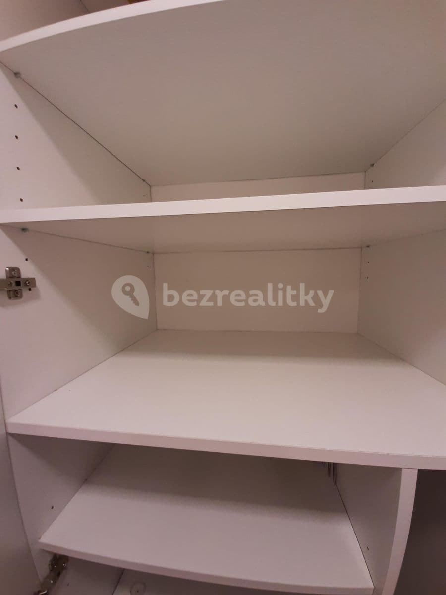 Pronájem bytu Garsoniéra 30 m², Libušino údolí, Brno, Jihomoravský kraj Pronájem bytu Garsoniéra 30 m², Libušino údolí, Brno, Jihomoravský kraj