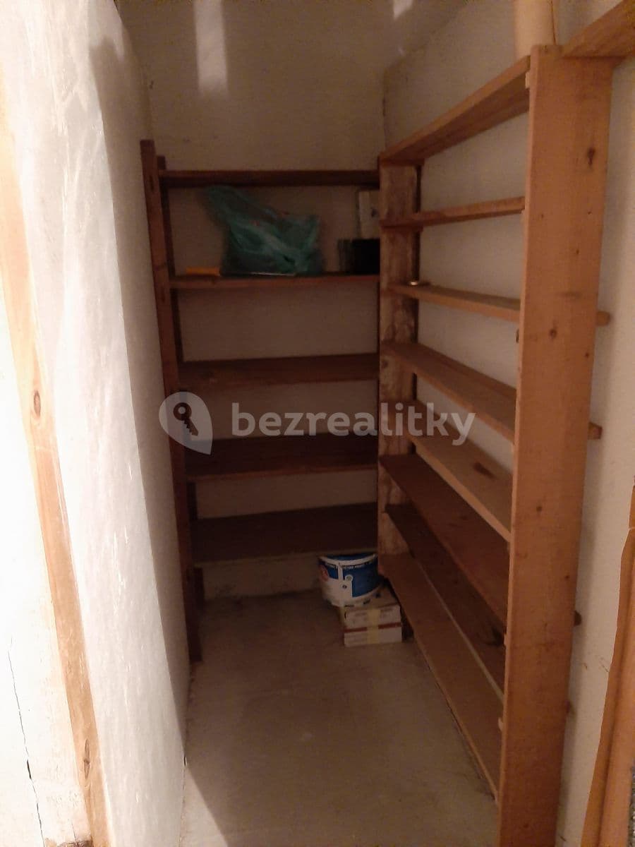 Pronájem bytu Garsoniéra 30 m², Libušino údolí, Brno, Jihomoravský kraj Pronájem bytu Garsoniéra 30 m², Libušino údolí, Brno, Jihomoravský kraj