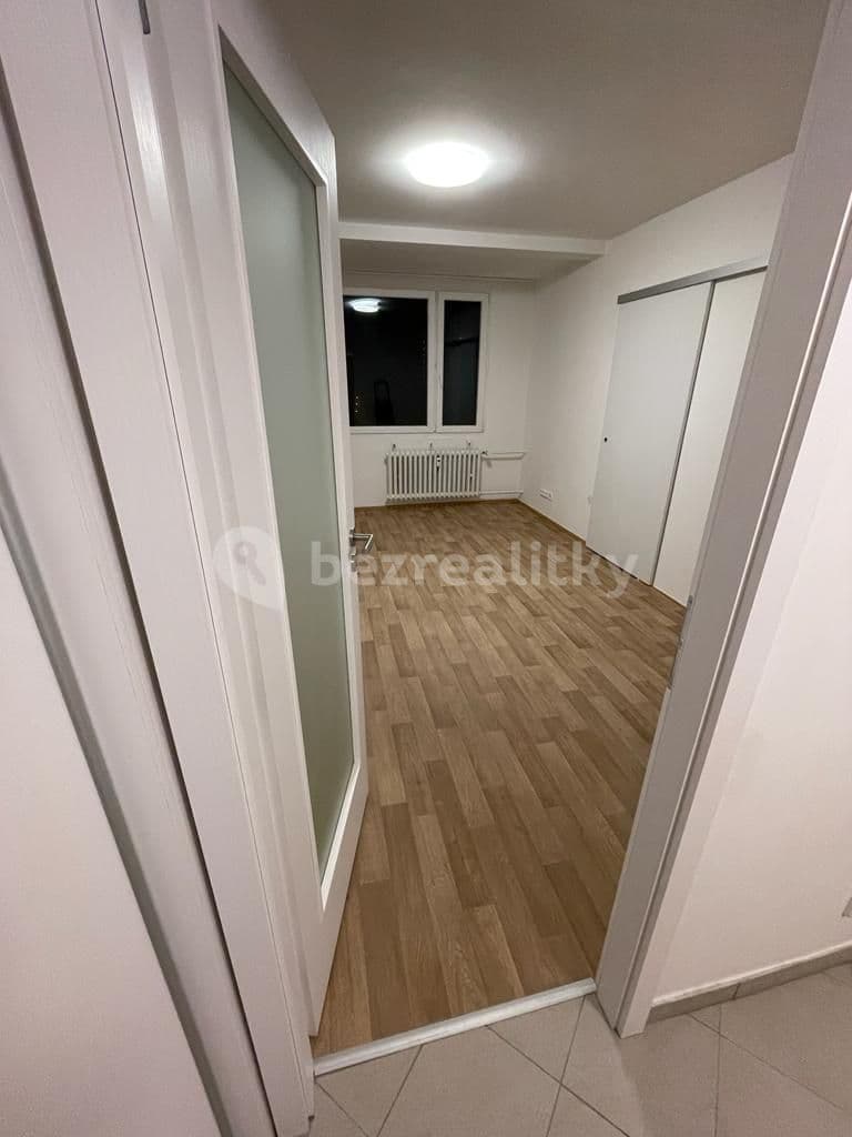 Pronájem bytu 1+1 37 m², Hurbanova, Praha, Praha Pronájem bytu 1+1 37 m², Hurbanova, Praha, Praha