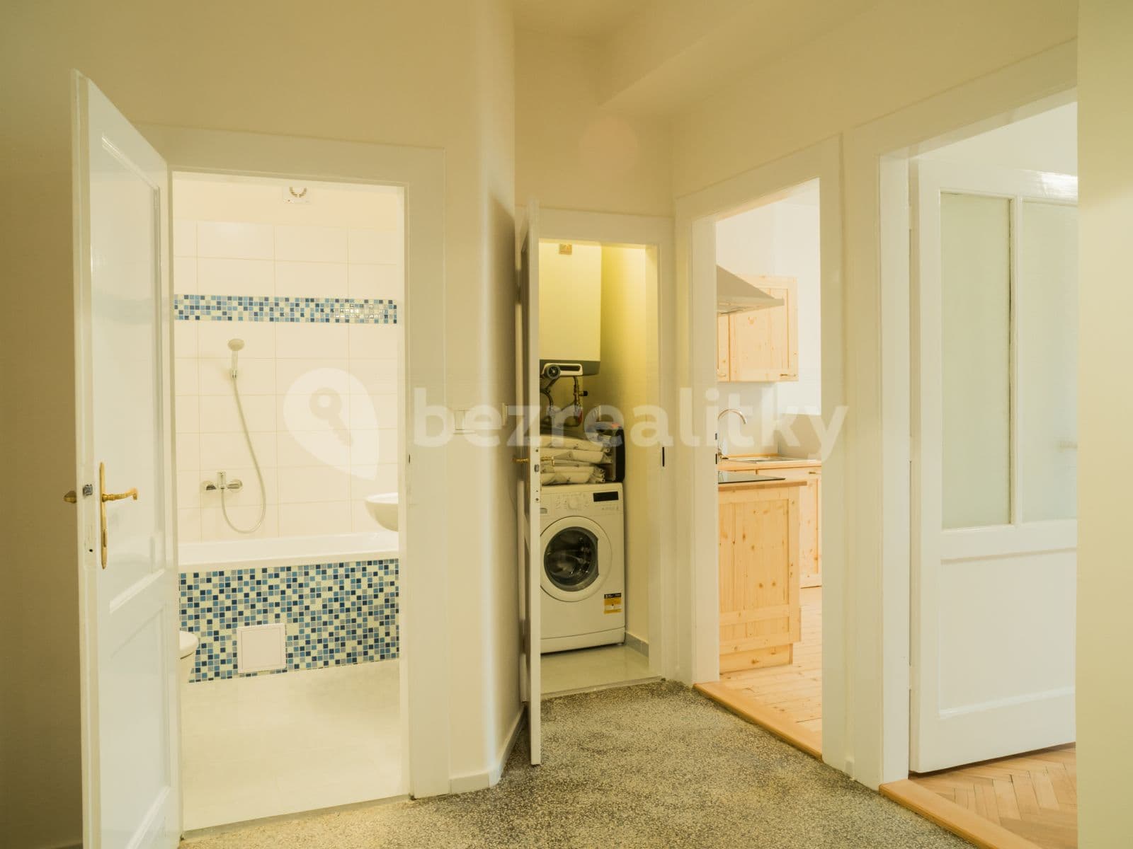 Pronájem bytu 2+kk 50 m², U Křížku, Praha, Praha Pronájem bytu 2+kk 50 m², U Křížku, Praha, Praha