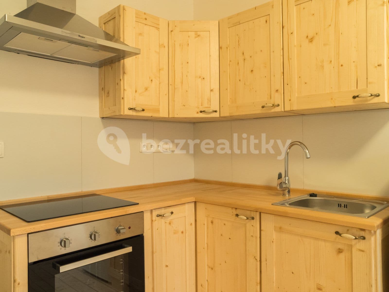 Pronájem bytu 2+kk 50 m², U Křížku, Praha, Praha Pronájem bytu 2+kk 50 m², U Křížku, Praha, Praha