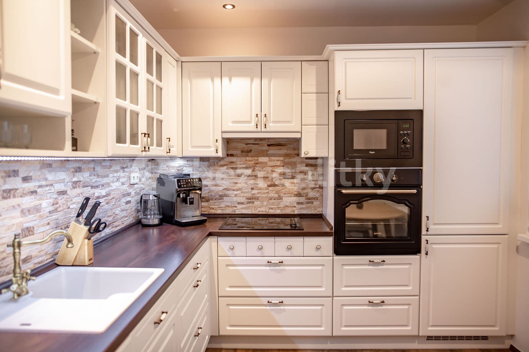 Pronájem bytu 2+1 62 m², Teyschlova, Brno, Jihomoravský kraj Pronájem bytu 2+1 62 m², Teyschlova, Brno, Jihomoravský kraj