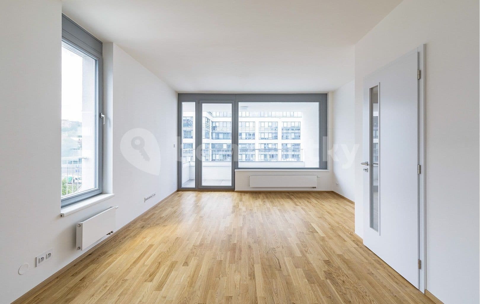 Pronájem bytu 4+kk 107 m², Walterovo náměstí, Praha, Praha Pronájem bytu 4+kk 107 m², Walterovo náměstí, Praha, Praha
