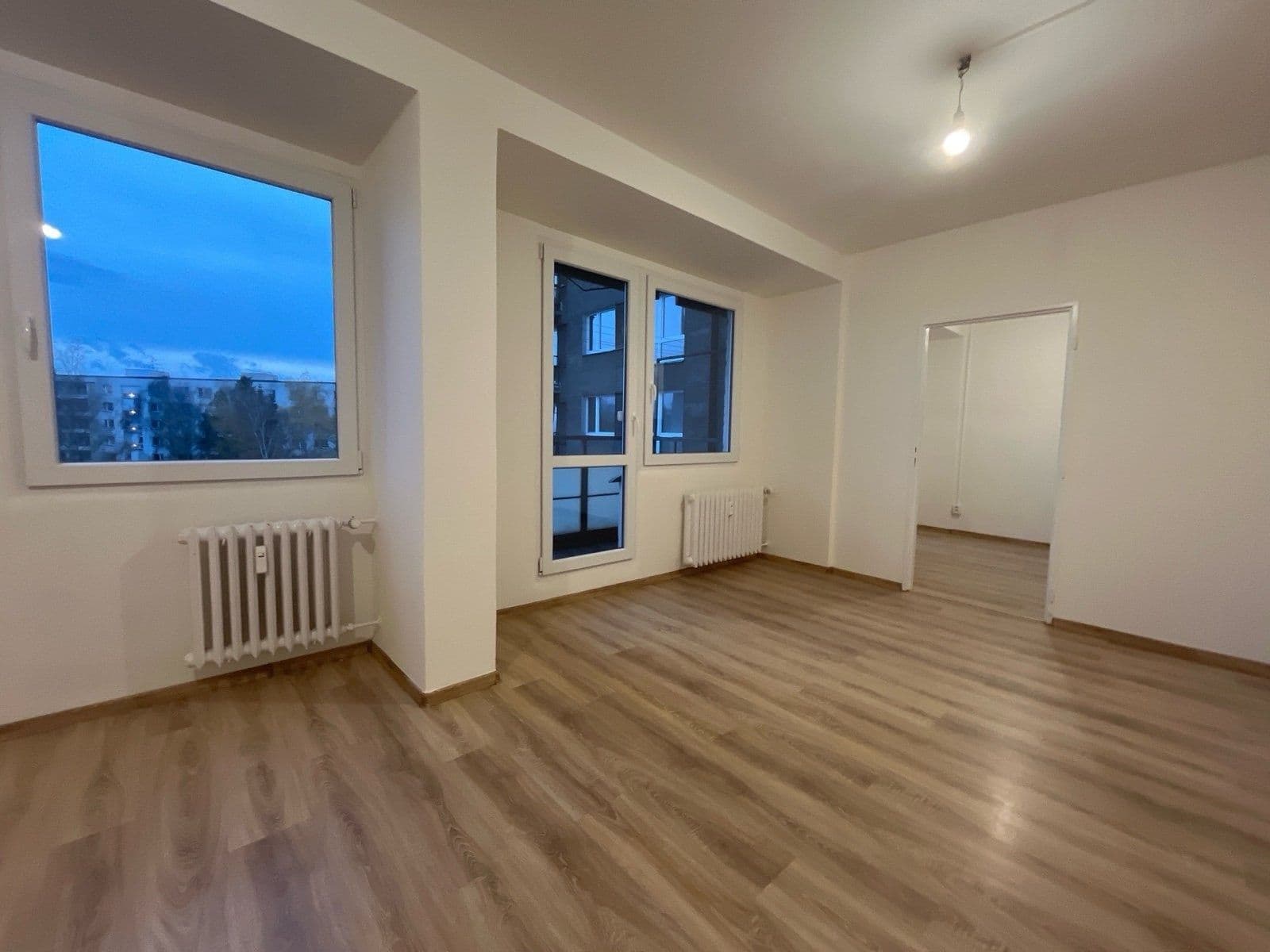 Pronájem bytu 2+1 61 m², Československé armády, Frýdek-Místek, Moravskoslezský kraj Pronájem bytu 2+1 61 m², Československé armády, Frýdek-Místek, Moravskoslezský kraj
