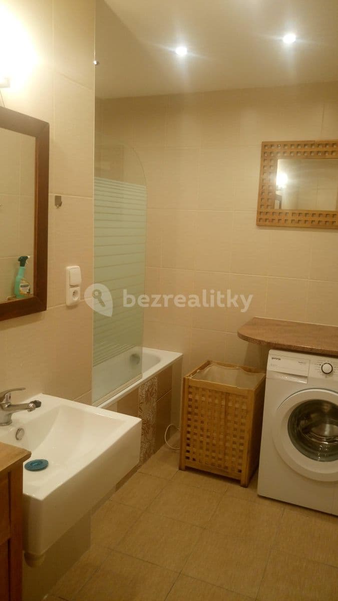 Pronájem bytu 2+kk 45 m², Doubravická, Praha, Praha Pronájem bytu 2+kk 45 m², Doubravická, Praha, Praha