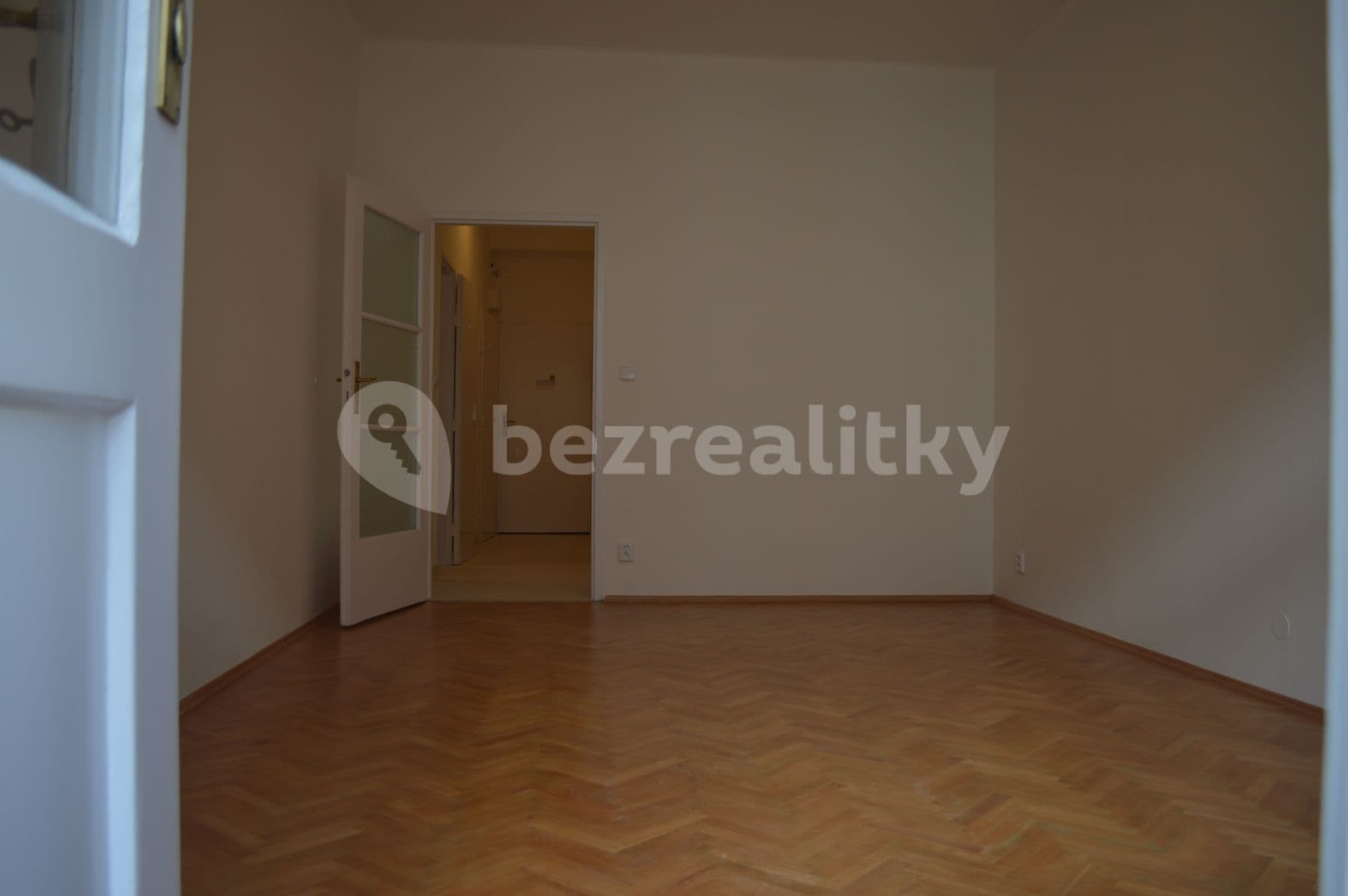 Pronájem bytu 1+kk 30 m², Přemyslovská, Praha, Praha Pronájem bytu 1+kk 30 m², Přemyslovská, Praha, Praha