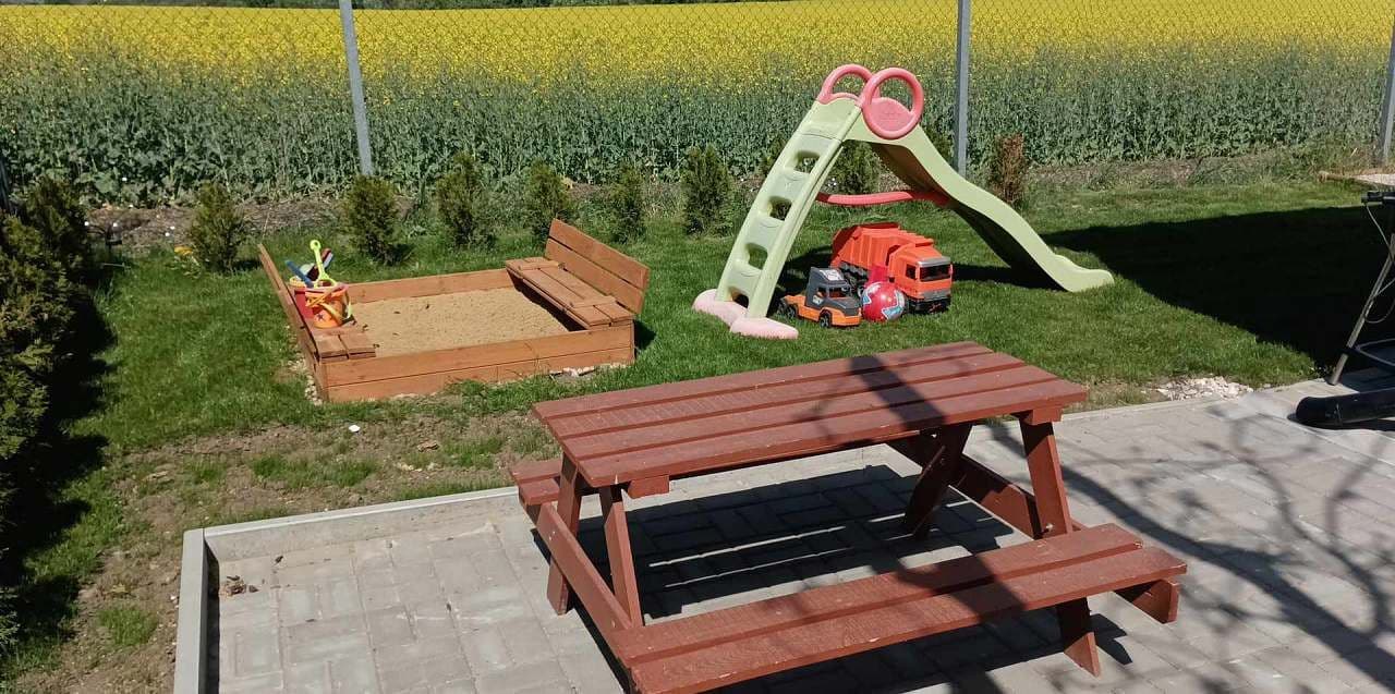 Pronájem chaty, chalupy, Milovice, Jihomoravský kraj Pronájem chaty, chalupy, Milovice, Jihomoravský kraj