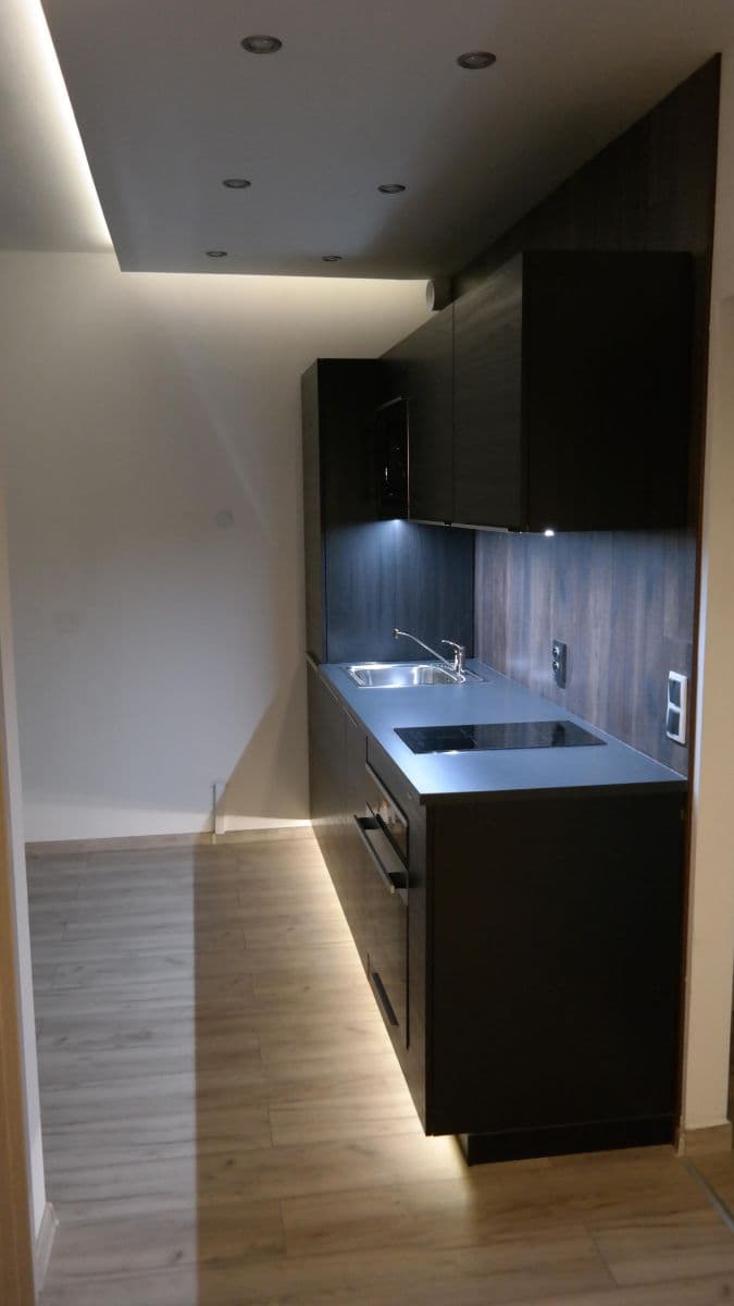 Pronájem bytu 2+kk 54 m², Chotěšovská, Praha, Praha Pronájem bytu 2+kk 54 m², Chotěšovská, Praha, Praha