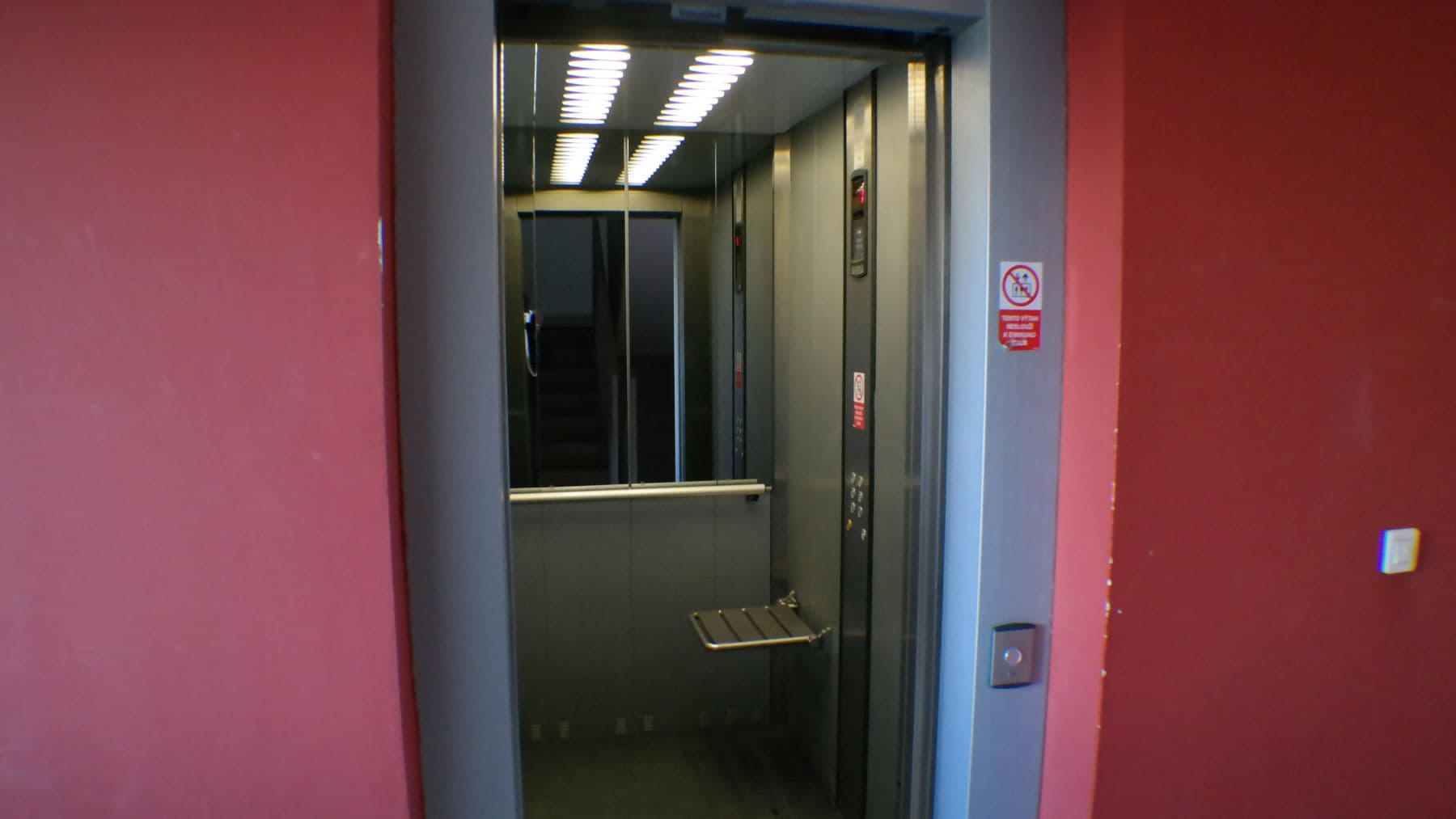 Pronájem bytu 2+kk 54 m², Chotěšovská, Praha, Praha Pronájem bytu 2+kk 54 m², Chotěšovská, Praha, Praha