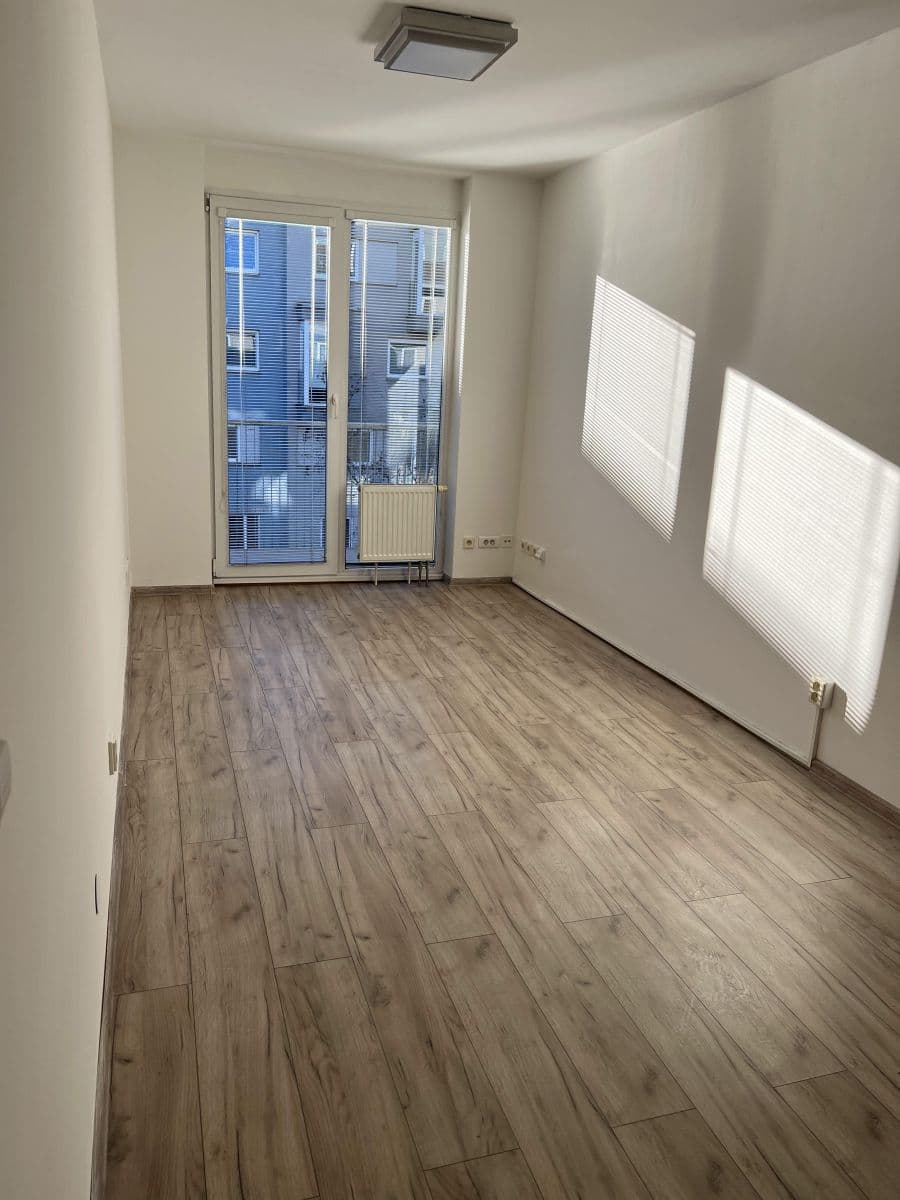 Pronájem bytu 2+kk 54 m², Chotěšovská, Praha, Praha Pronájem bytu 2+kk 54 m², Chotěšovská, Praha, Praha