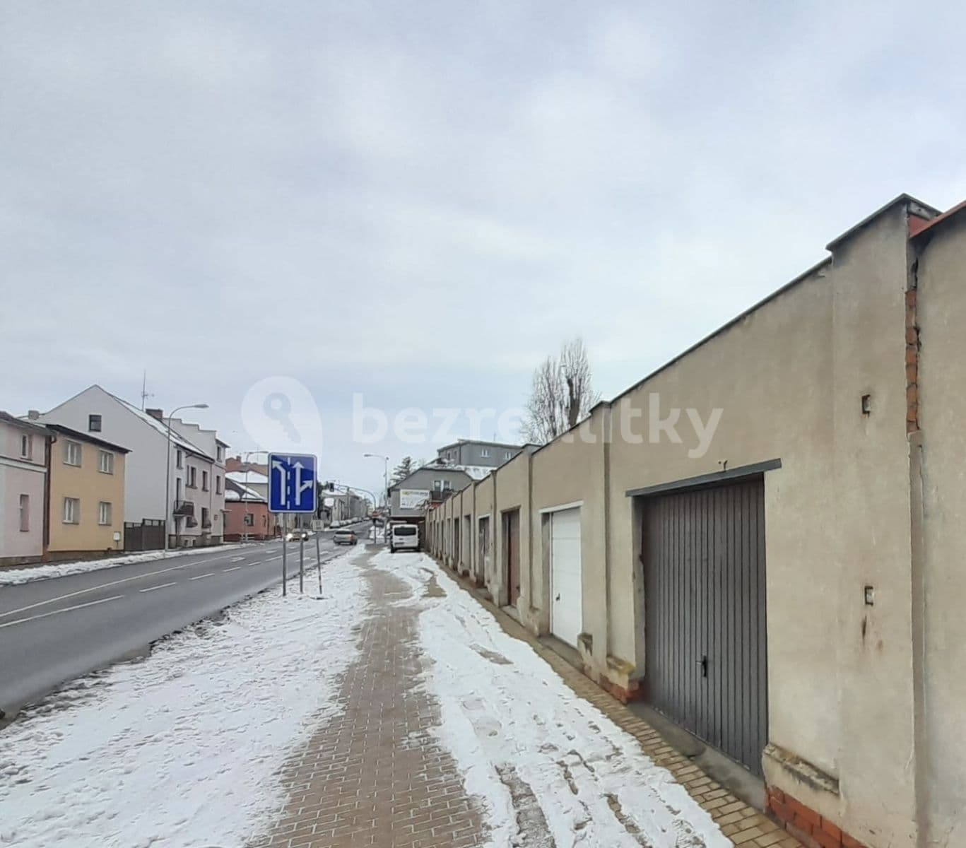 Pronájem garáže 19 m², Dukelská, Mladá Boleslav, Středočeský kraj Pronájem garáže 19 m², Dukelská, Mladá Boleslav, Středočeský kraj