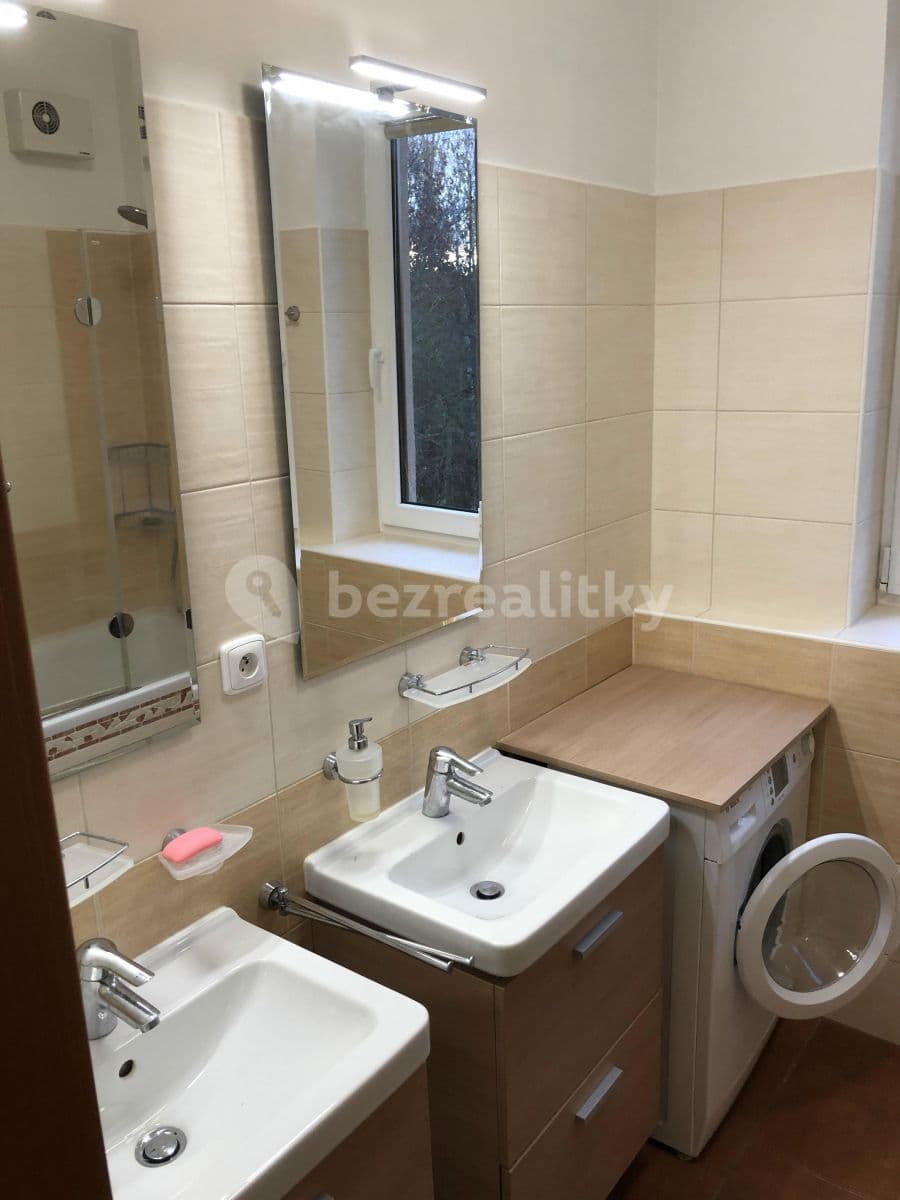 Pronájem bytu 3+kk 88 m², U Ježíška, Plzeň, Plzeňský kraj Pronájem bytu 3+kk 88 m², U Ježíška, Plzeň, Plzeňský kraj