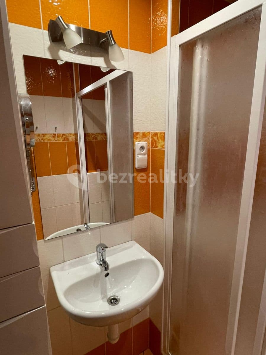 Pronájem bytu 3+1 75 m², Vlnařská, Liberec, Liberecký kraj Pronájem bytu 3+1 75 m², Vlnařská, Liberec, Liberecký kraj