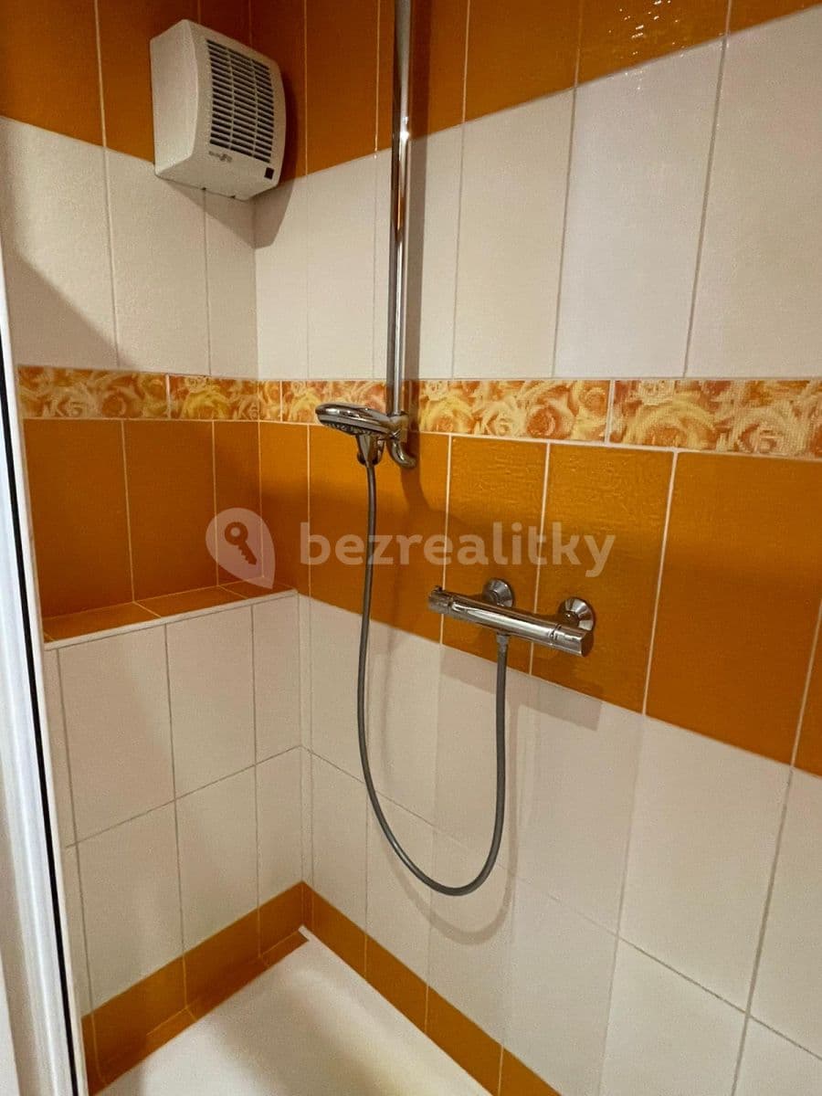 Pronájem bytu 3+1 75 m², Vlnařská, Liberec, Liberecký kraj Pronájem bytu 3+1 75 m², Vlnařská, Liberec, Liberecký kraj