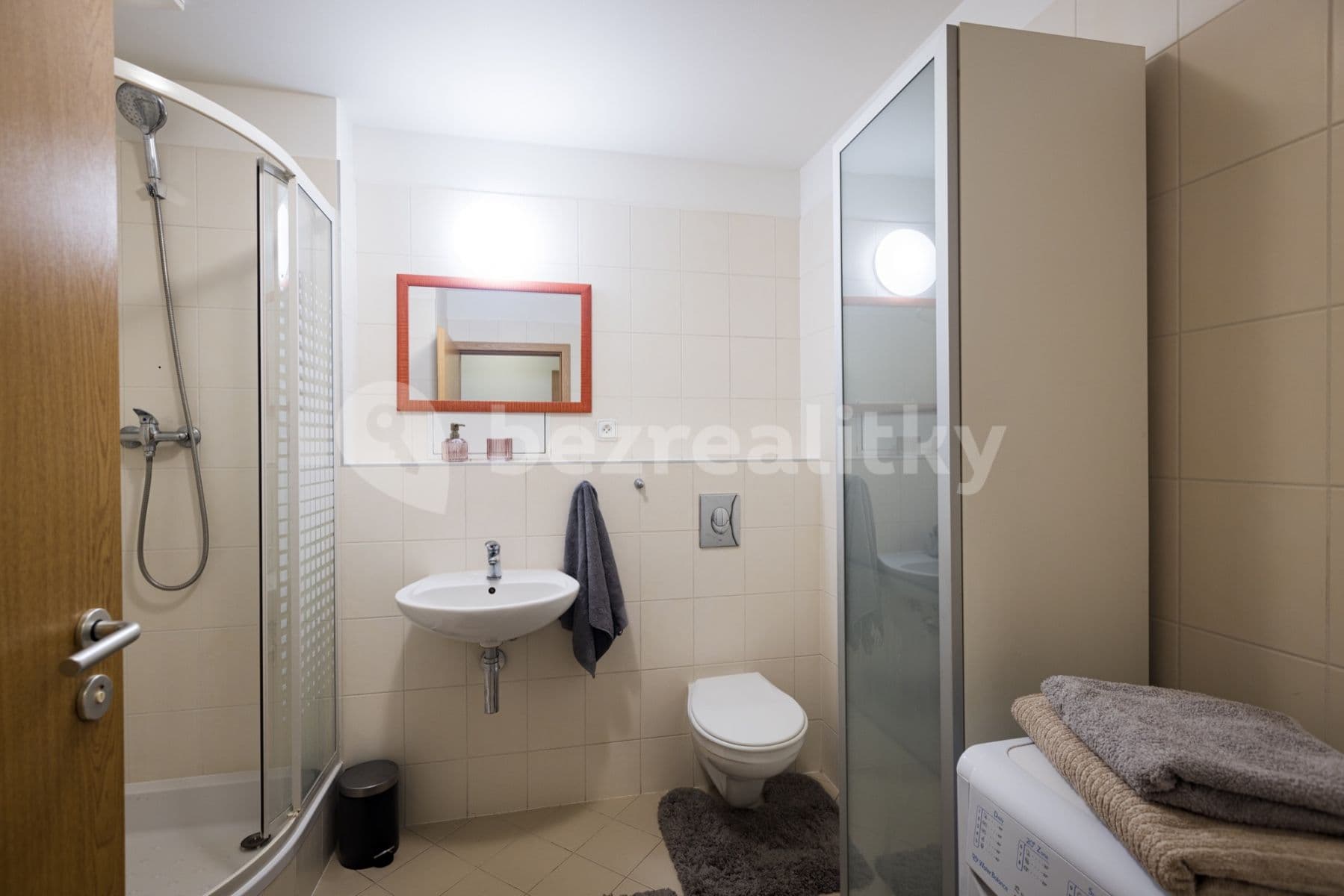 Pronájem bytu 1+kk 30 m², Kališnická, Praha, Praha Pronájem bytu 1+kk 30 m², Kališnická, Praha, Praha