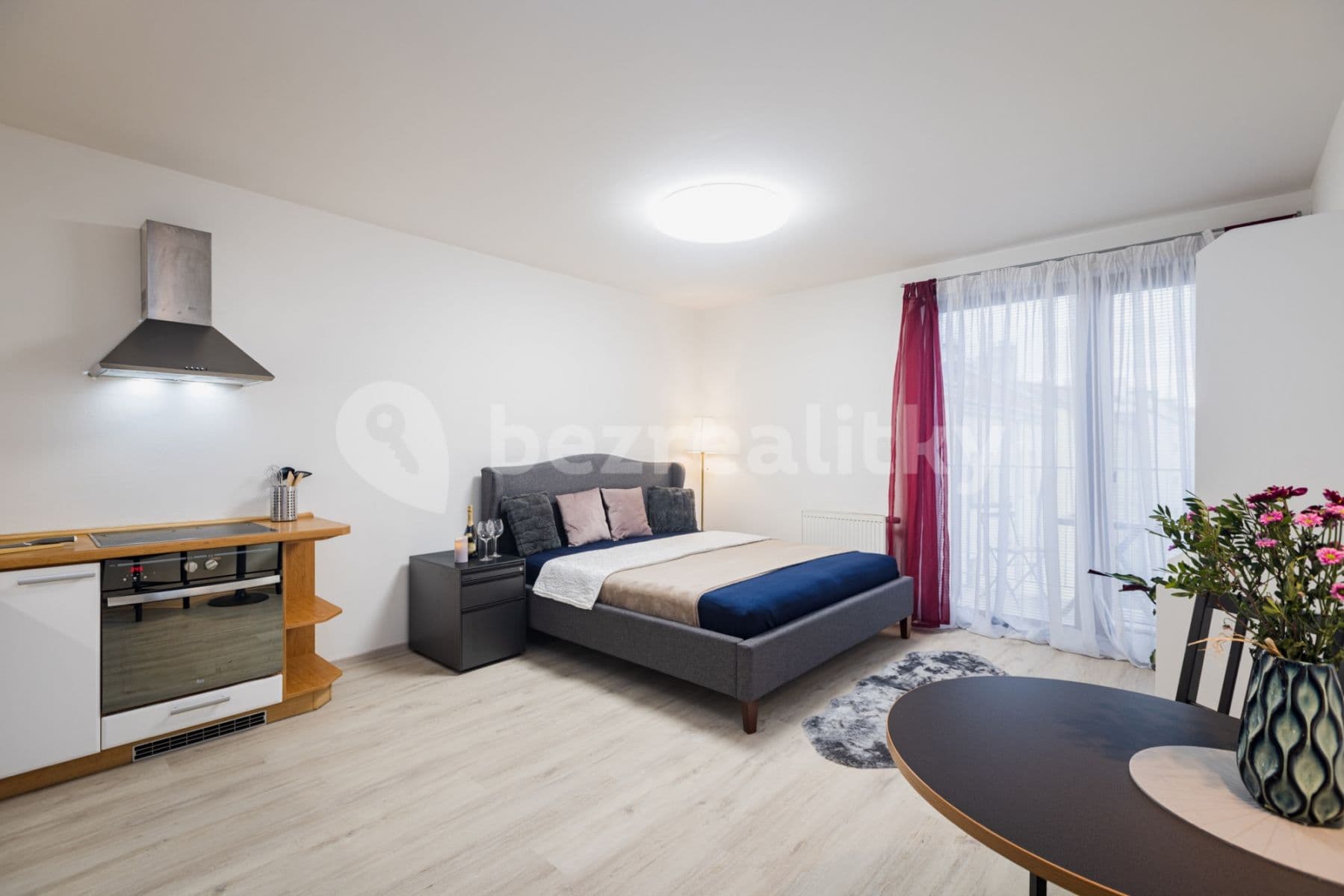 Pronájem bytu 1+kk 30 m², Kališnická, Praha, Praha Pronájem bytu 1+kk 30 m², Kališnická, Praha, Praha