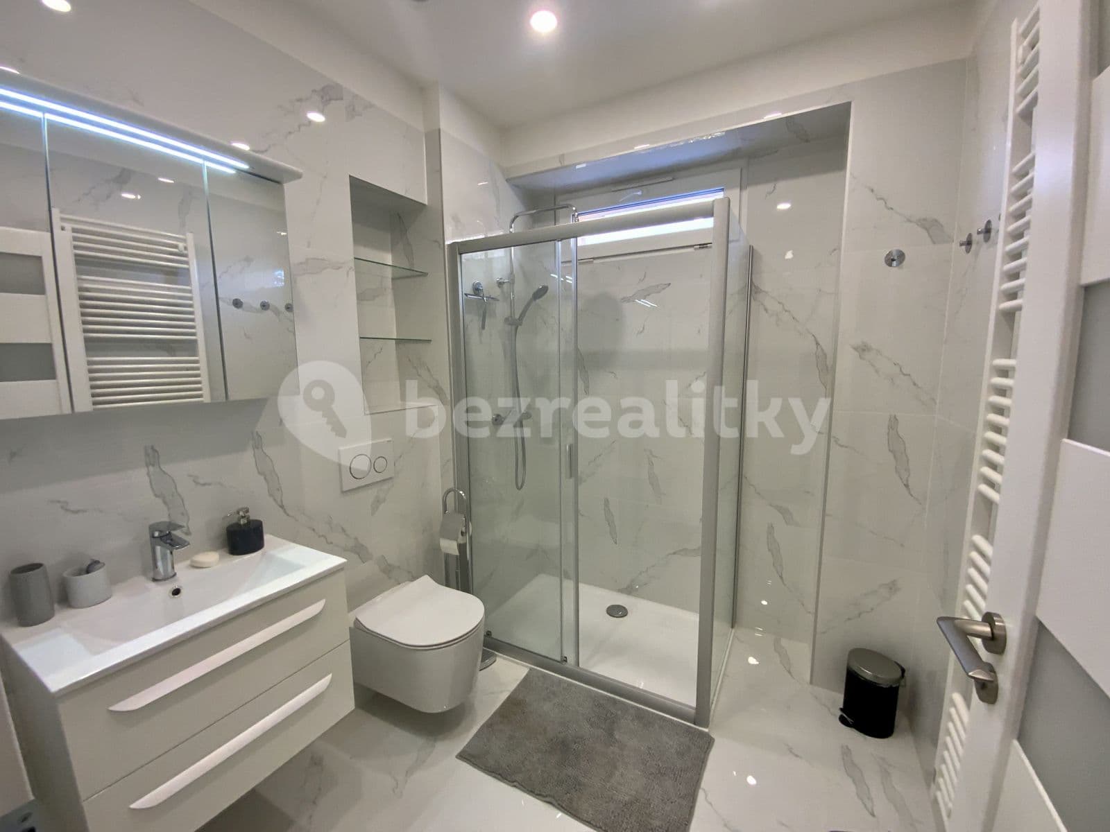 Pronájem bytu 2+kk 50 m², K Vodojemu, Praha, Praha Pronájem bytu 2+kk 50 m², K Vodojemu, Praha, Praha