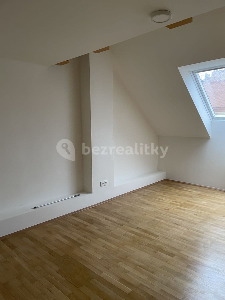 Pronájem bytu 3+1 90 m², Norská, Praha, Praha Pronájem bytu 3+1 90 m², Norská, Praha, Praha
