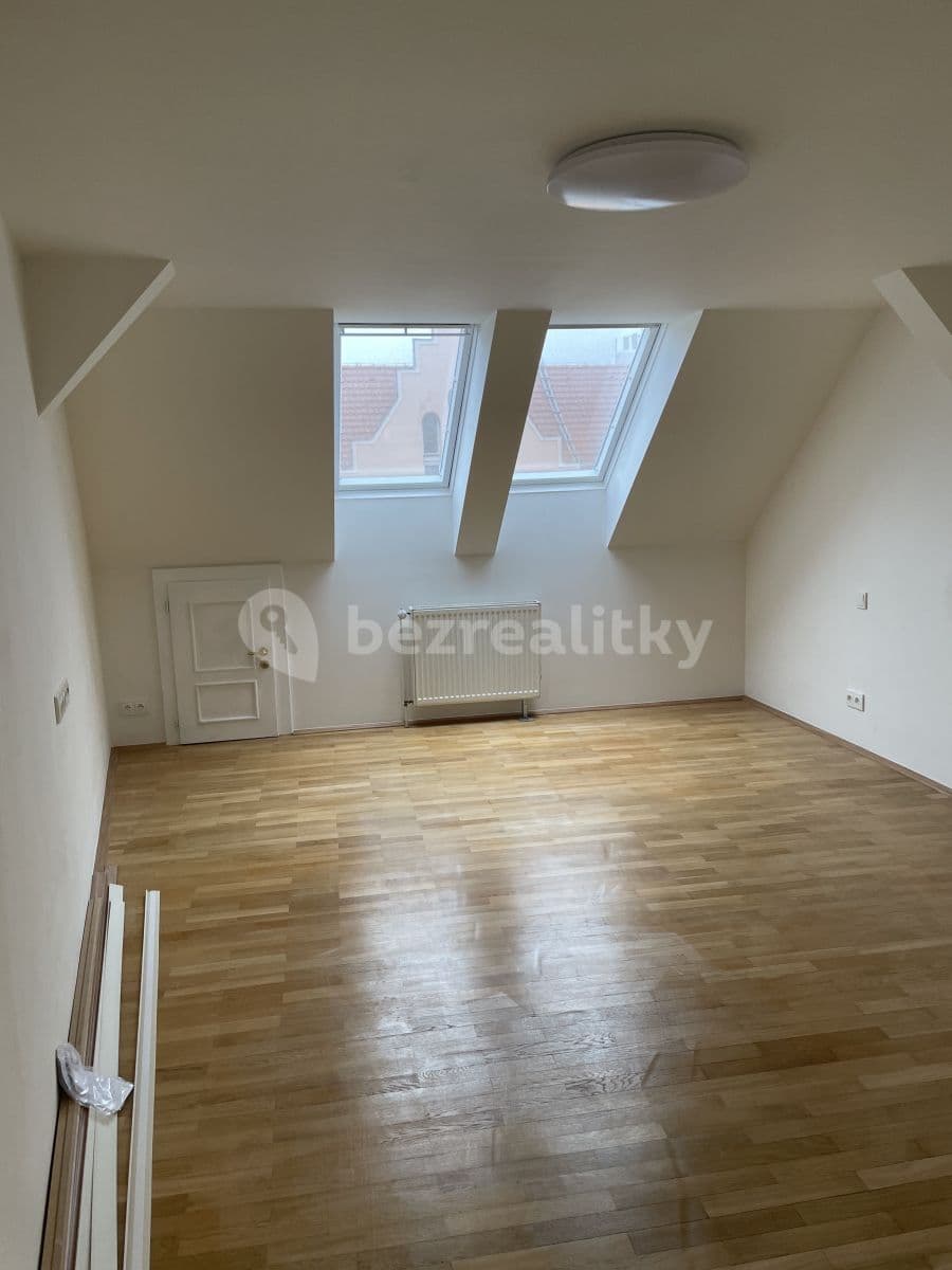 Pronájem bytu 3+1 90 m², Norská, Praha, Praha Pronájem bytu 3+1 90 m², Norská, Praha, Praha